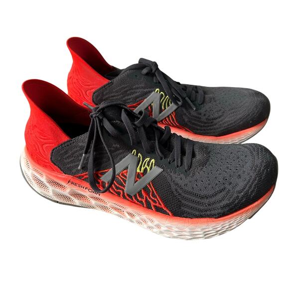 New Balance Black and Red Athletic Shoes - Picture 6 of 7